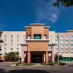https://hampton-inn-suites-st-louis-at-forest-park.saint-louishotels.com